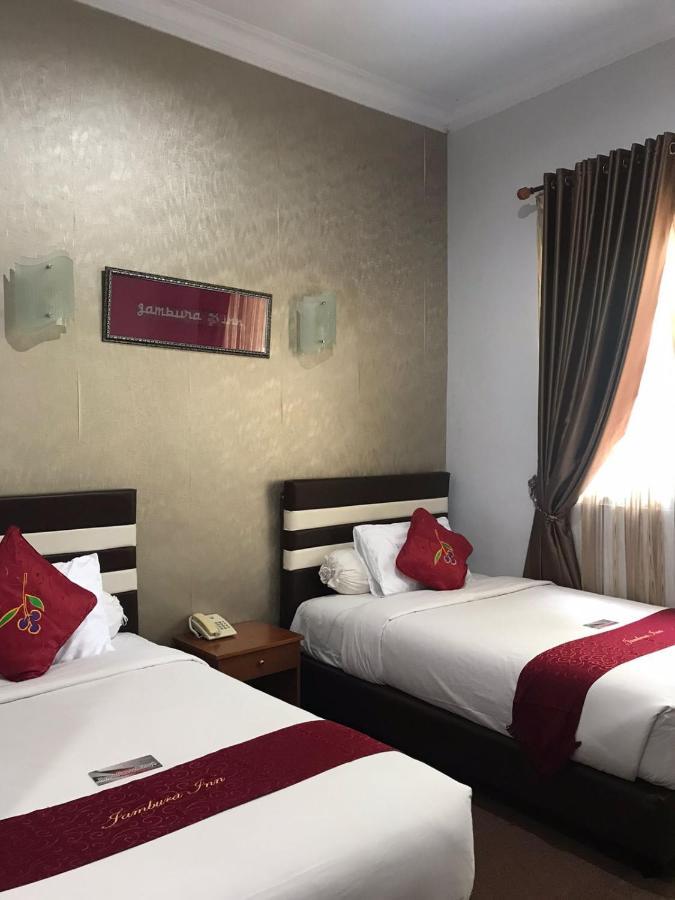 Jambura Inn Горонтало Екстериор снимка